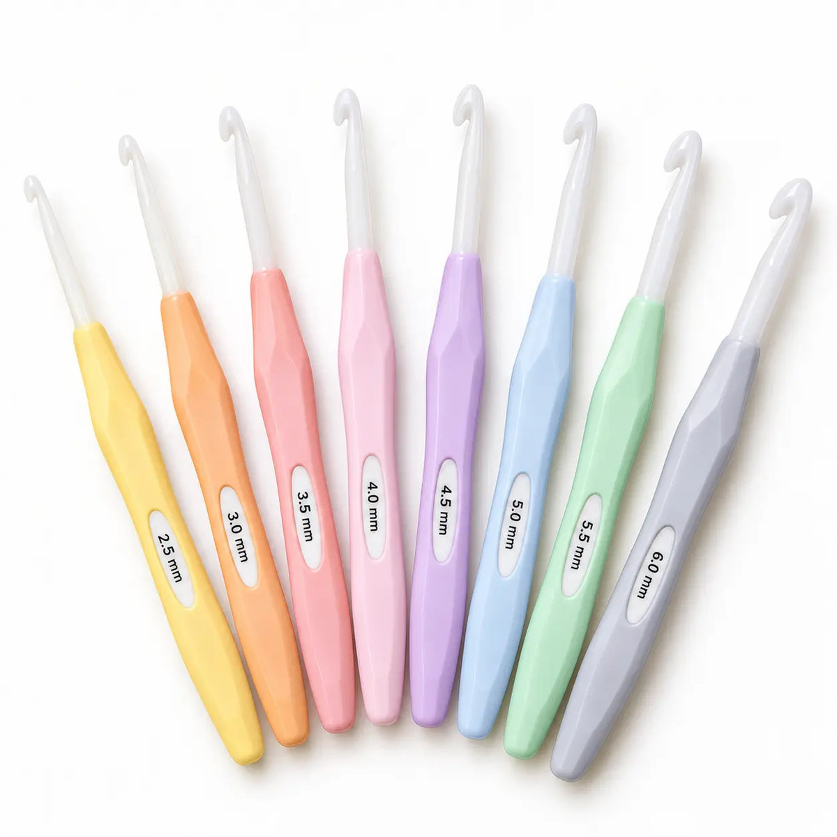 Complete 8-piece pastel inline crochet hook set, 2.5 to 6.0 mm