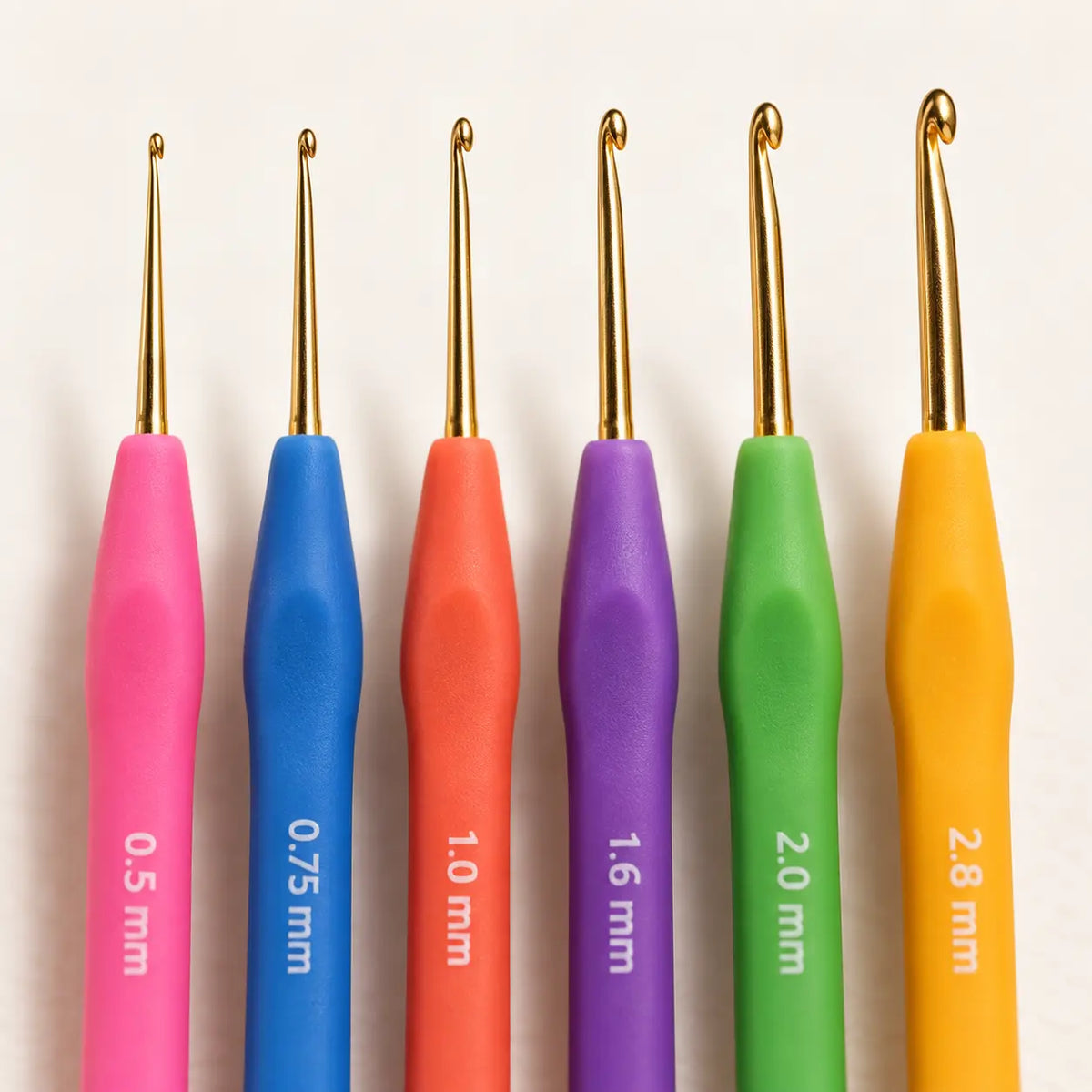 Soft-grip lace crochet hook precision tip and size detail